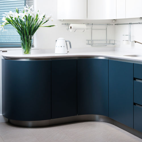 Luna Modern Kitchen Design